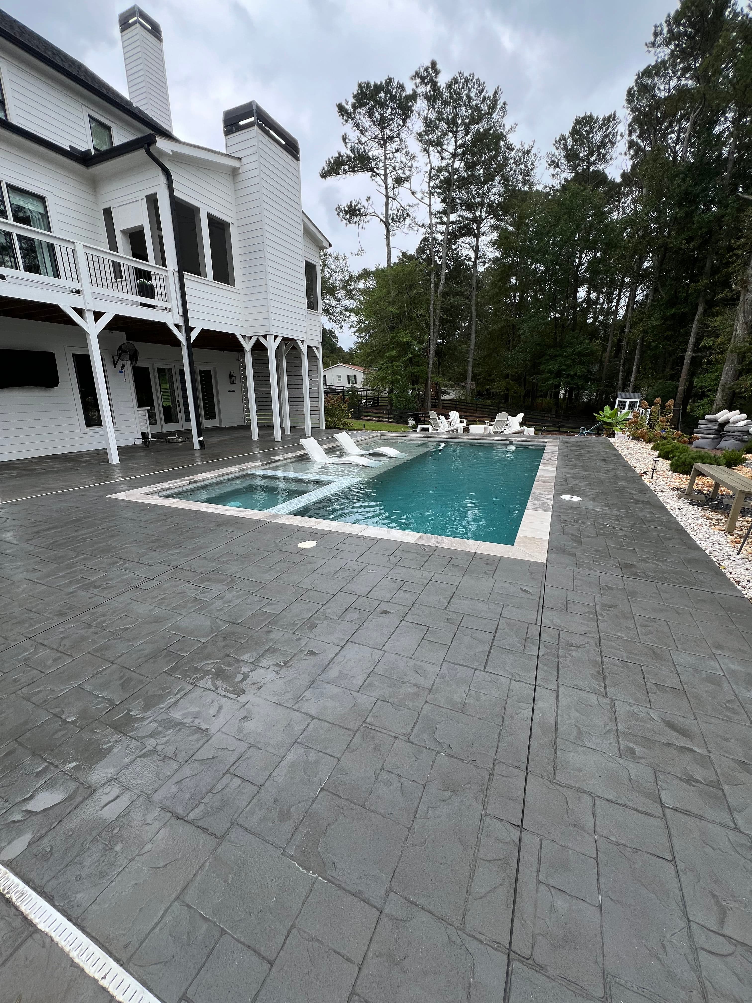 Deck & Patio